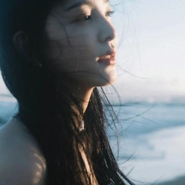 山道弯弯